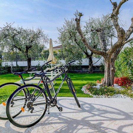 Le Ville Della Romantica Manerba del Garda Extérieur photo